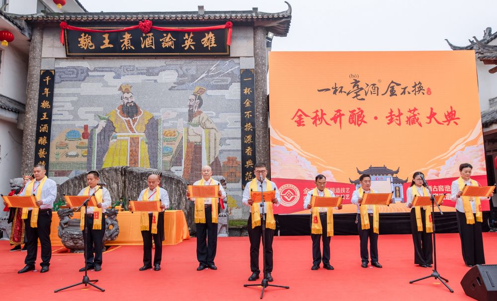 1713314703171378.jpg 0S4A2315.jpg